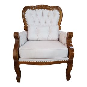 poltrona-imperador-estofado-com-captone-tachas-almofada-entalhado-madeira-macica-929935-01